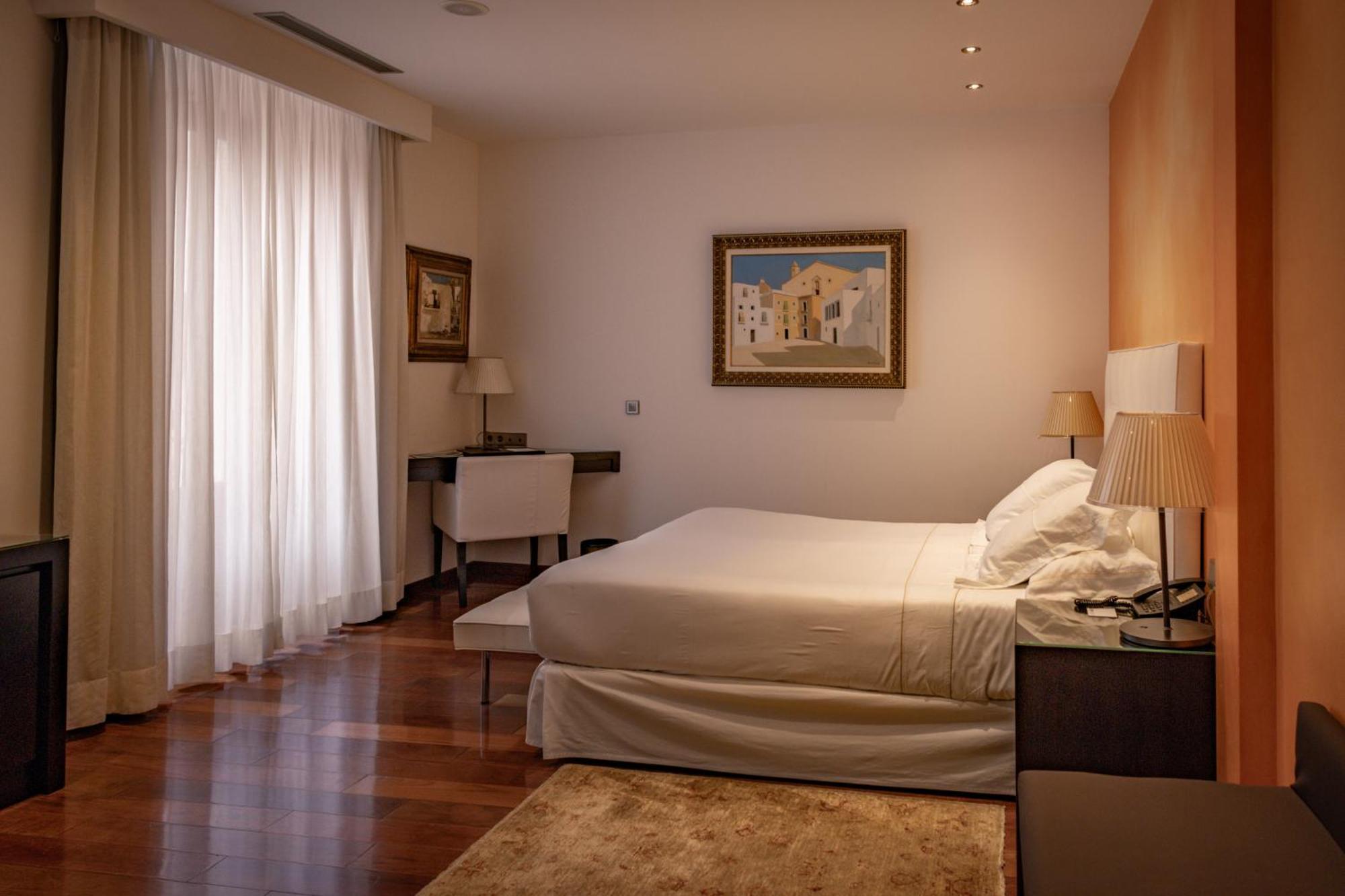 Mirador De Dalt Vila-Relais & Chateaux Ibiza Town Exterior photo